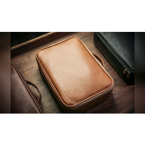 Luxury Close-Up Bag (Camel Brown) by TCC - Trick