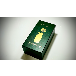 Snowflake Vase by Leon and Leno - Trick