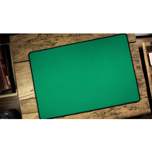 Sewn-Edge Basic Close-Up Pad (Green) by TCC Presents - Trick